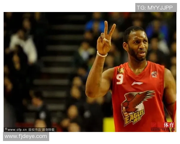 CBA激战广东队迎战青岛麦迪全力争胜展现篮球魅力