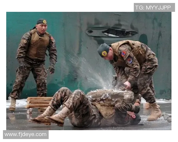 中国军人篮球对抗蒙古队展现英勇精神与团队协作